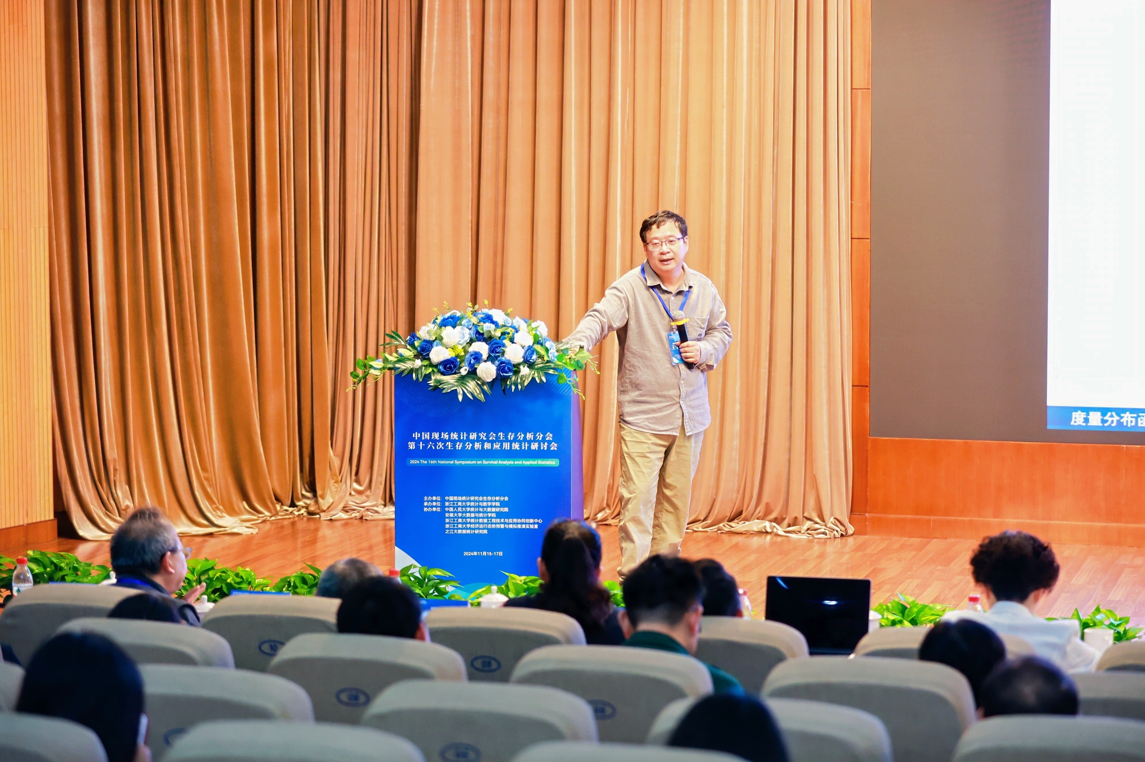 王学钦.jpg 王学钦.jpg